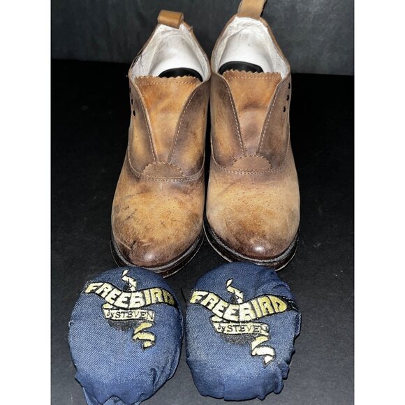 Freebird Brown Ankle Boots - Picture 13 of 13